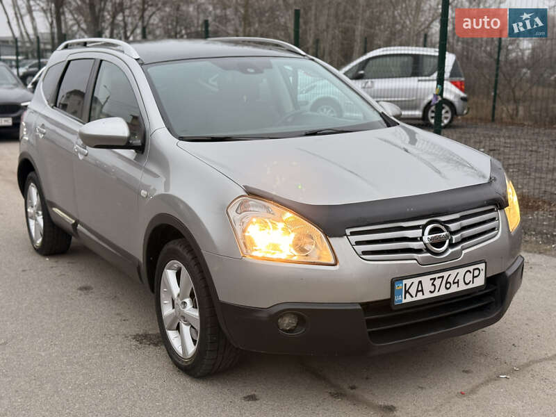 Позашляховик / Кросовер Nissan Qashqai+2 2008 в Києві