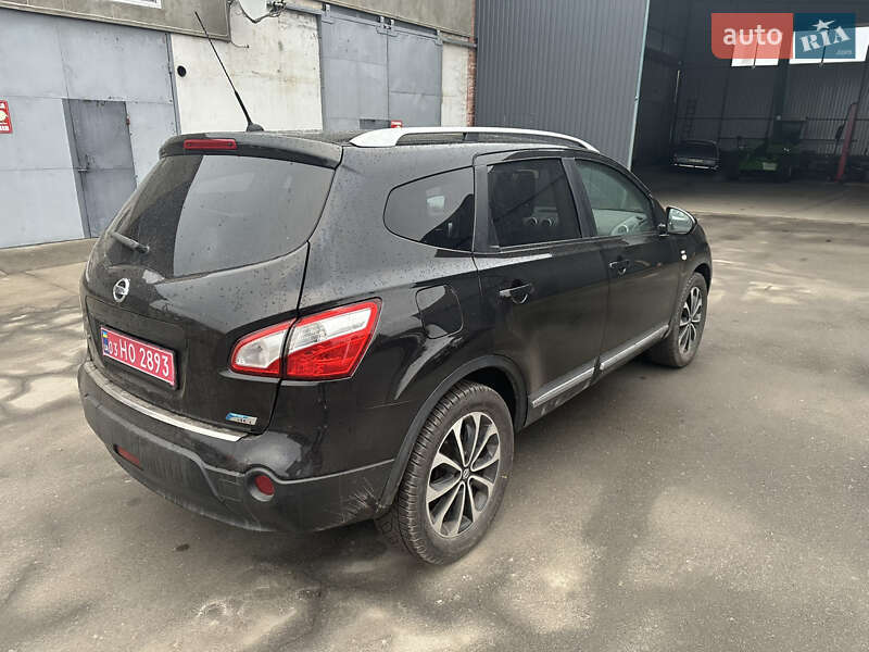 Внедорожник / Кроссовер Nissan Qashqai+2 2012 в Шепетовке