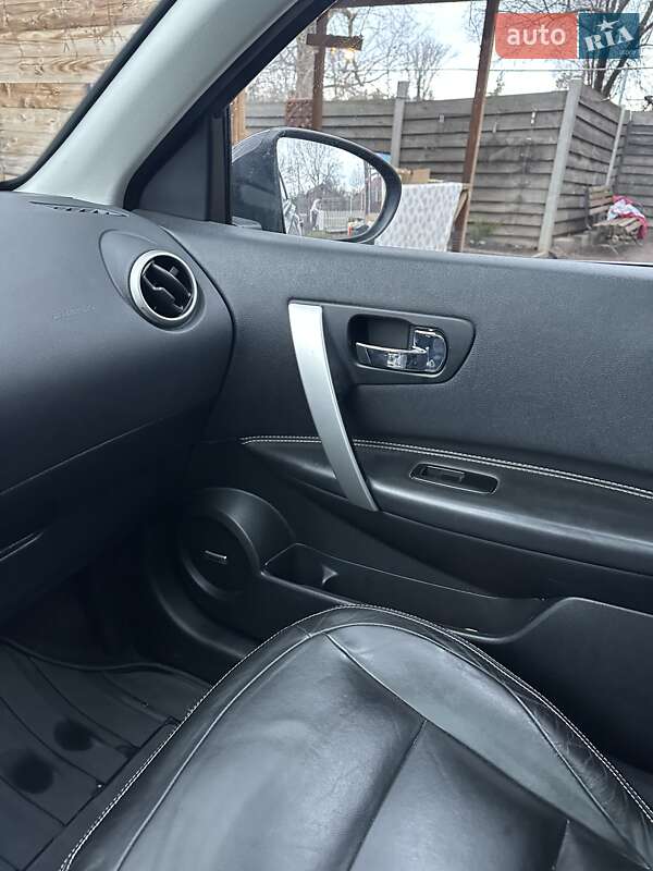 Внедорожник / Кроссовер Nissan Qashqai+2 2012 в Полтаве