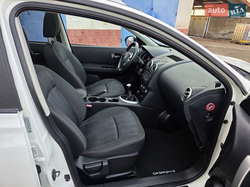 Внедорожник / Кроссовер Nissan Qashqai+2 2011 в Калуше