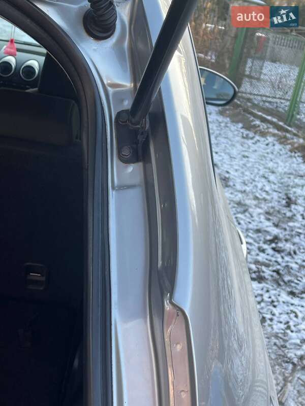 Внедорожник / Кроссовер Nissan Qashqai+2 2008 в Ровно фото 52 Внедорожник / Кроссовер Nissan Qashqai+2 2008 в Ровно