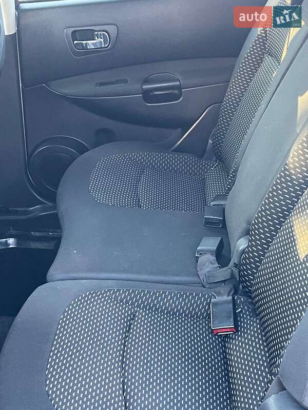Внедорожник / Кроссовер Nissan Qashqai+2 2008 в Ровно фото 68 Внедорожник / Кроссовер Nissan Qashqai+2 2008 в Ровно