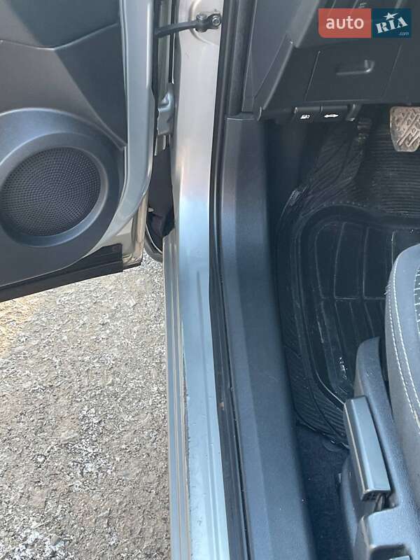 Внедорожник / Кроссовер Nissan Qashqai+2 2008 в Ровно фото 78 Внедорожник / Кроссовер Nissan Qashqai+2 2008 в Ровно