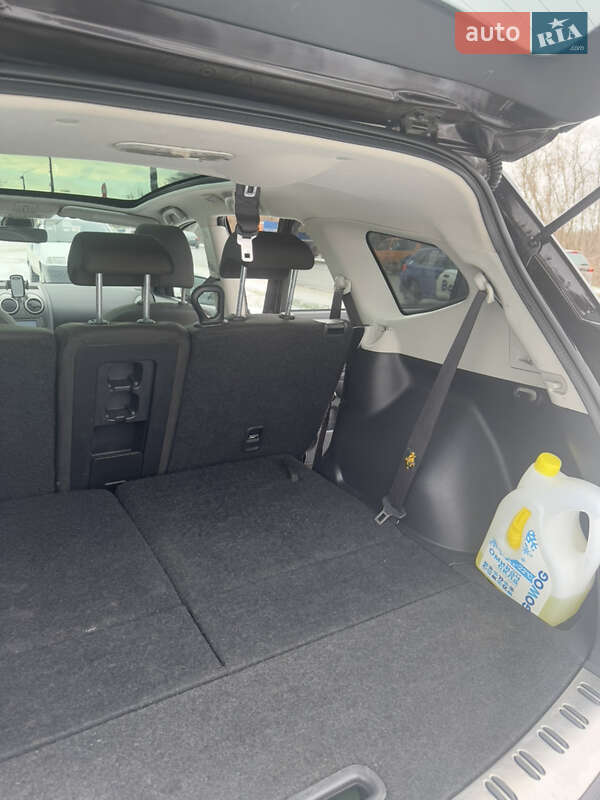 Позашляховик / Кросовер Nissan Qashqai+2 2011 в Луцьку