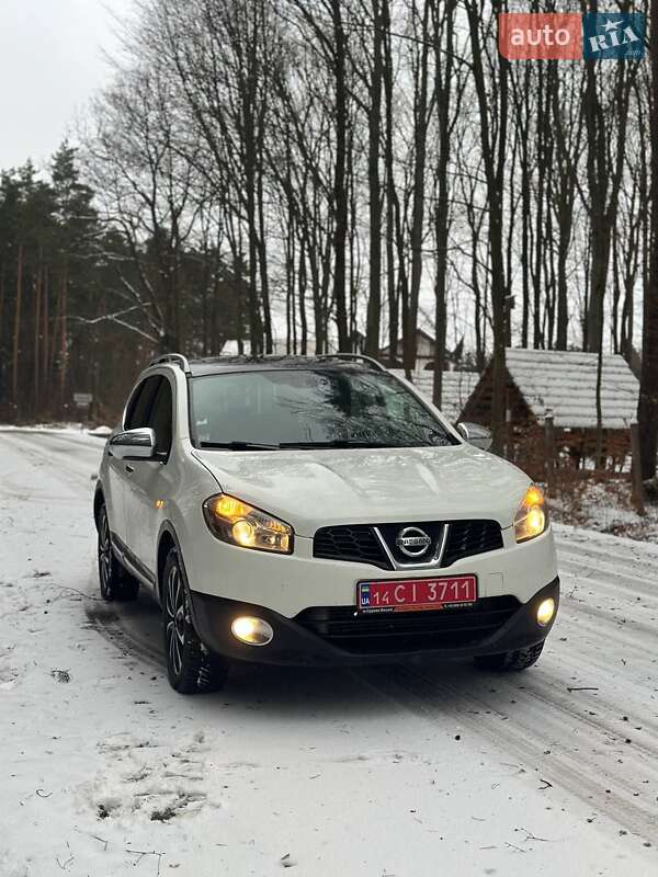 Внедорожник / Кроссовер Nissan Qashqai+2 2011 в Ивано-Франковске