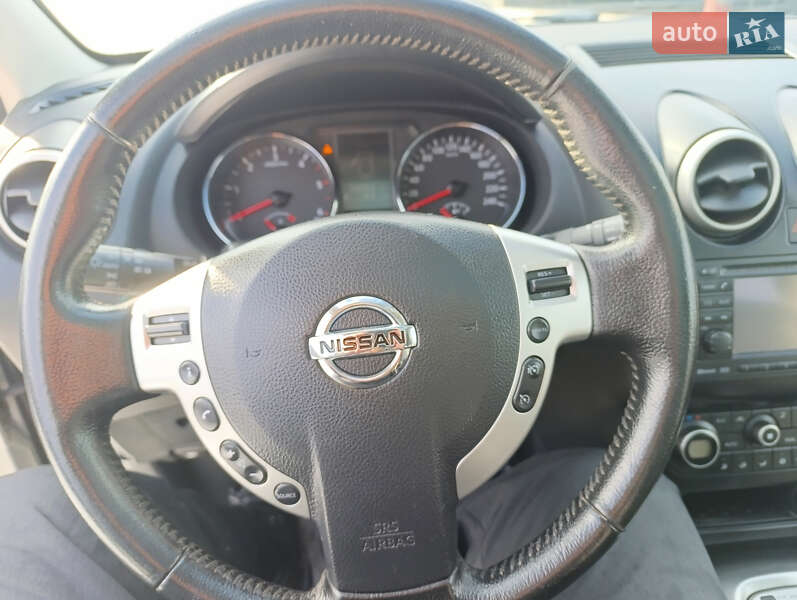 Внедорожник / Кроссовер Nissan Qashqai+2 2010 в Хмельницком