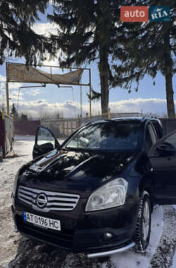 Внедорожник / Кроссовер Nissan Qashqai+2 2009 в Снятине