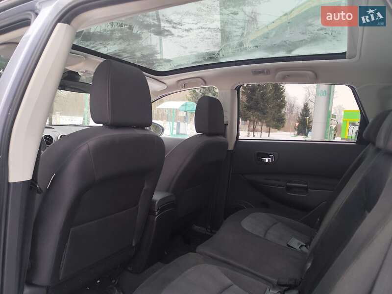 Внедорожник / Кроссовер Nissan Qashqai+2 2011 в Звягеле