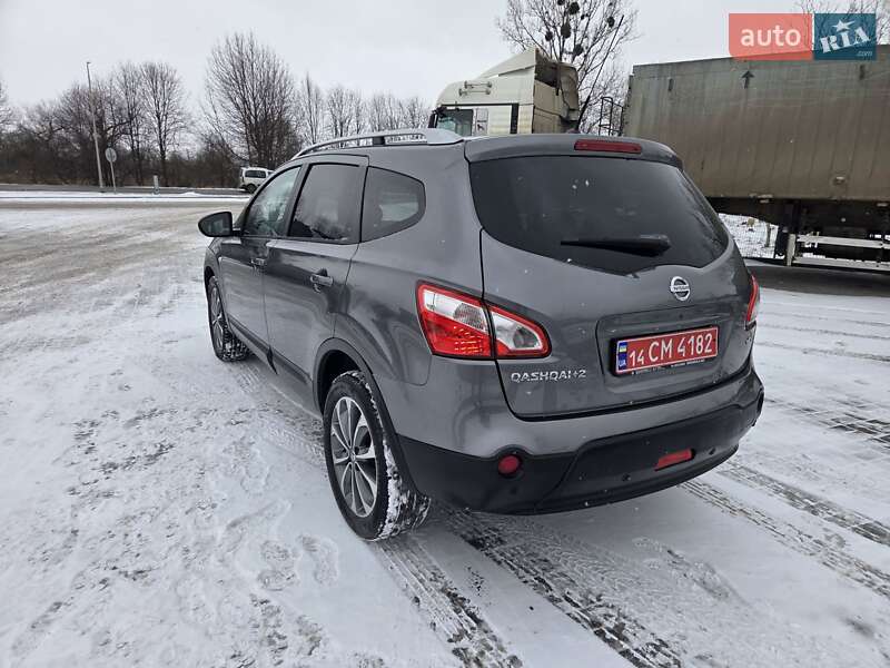 Позашляховик / Кросовер Nissan Qashqai+2 2012 в Калуші