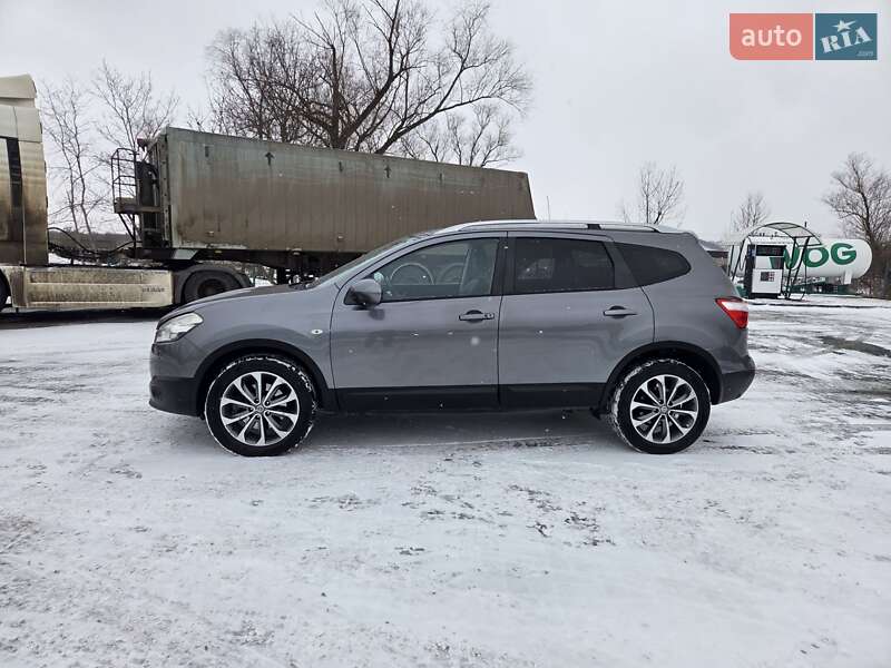 Позашляховик / Кросовер Nissan Qashqai+2 2012 в Калуші