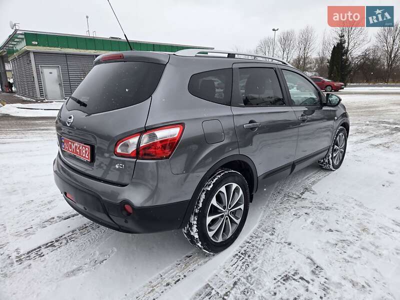 Позашляховик / Кросовер Nissan Qashqai+2 2012 в Калуші