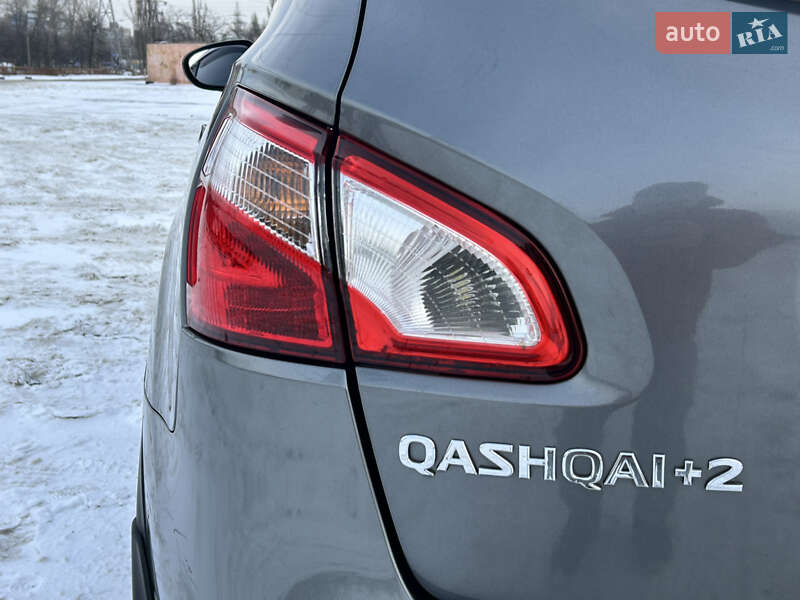 Позашляховик / Кросовер Nissan Qashqai+2 2012 в Києві