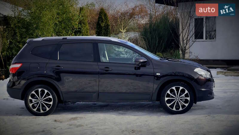 Внедорожник / Кроссовер Nissan Qashqai+2 2012 в Кременчуге фото 8 Внедорожник / Кроссовер Nissan Qashqai+2 2012 в Кременчуге