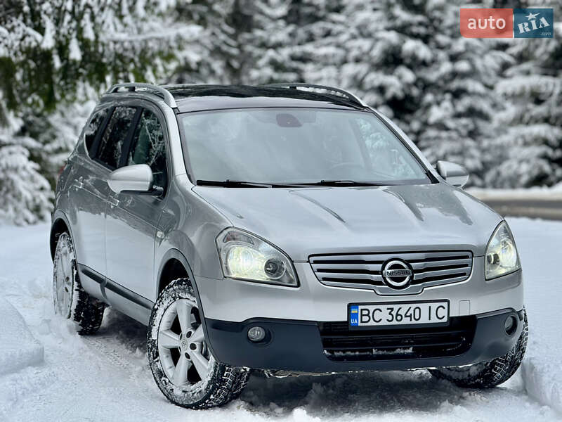 Позашляховик / Кросовер Nissan Qashqai+2 2009 в Міжгір'ї