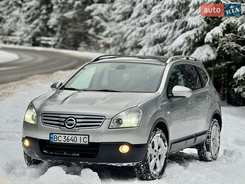 Позашляховик / Кросовер Nissan Qashqai+2 2009 в Міжгір'ї