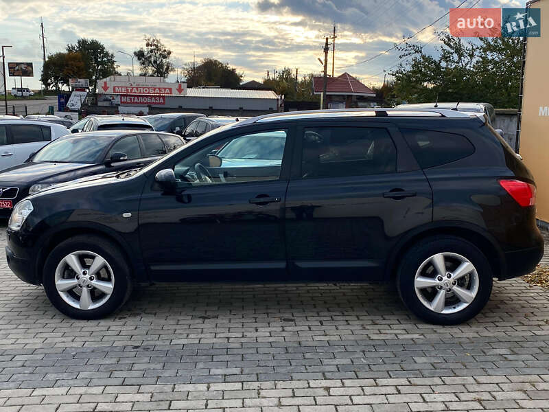 Позашляховик / Кросовер Nissan Qashqai+2 2010 в Рівному