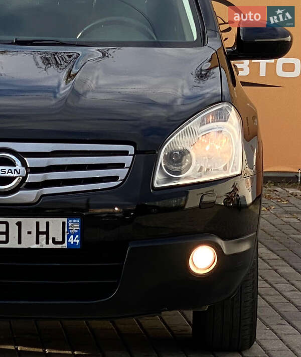 Позашляховик / Кросовер Nissan Qashqai+2 2010 в Рівному