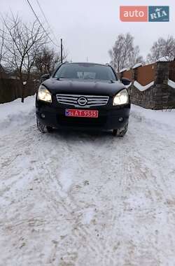 Позашляховик / Кросовер Nissan Qashqai+2 2010 в Звягелі