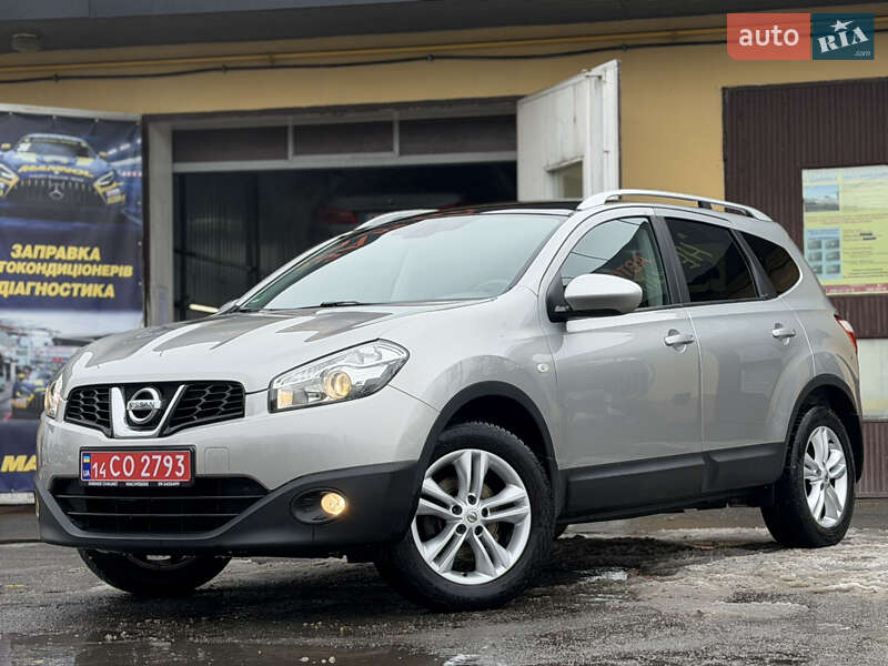 Nissan Qashqai+2 2012