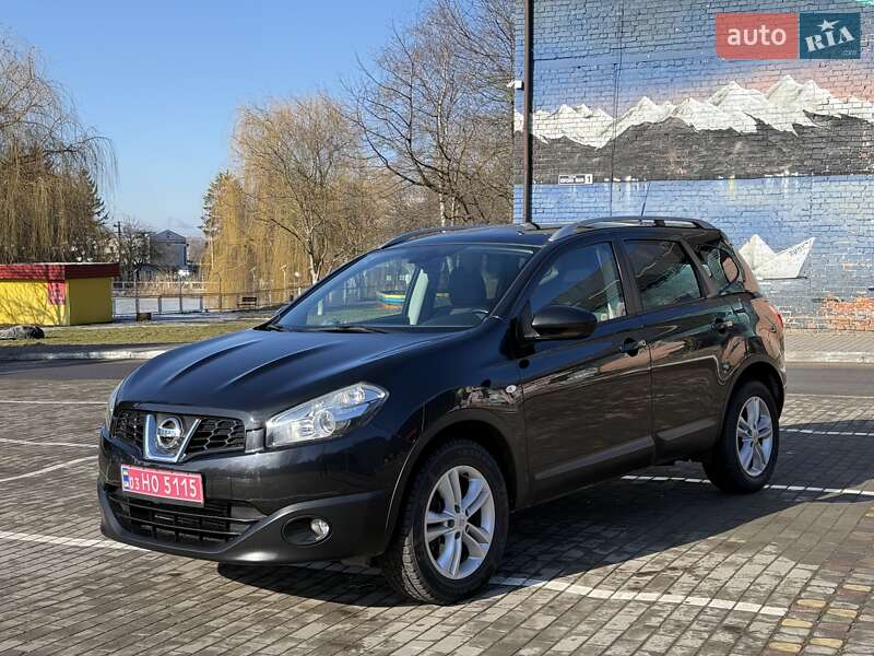 Nissan Qashqai+2 2012