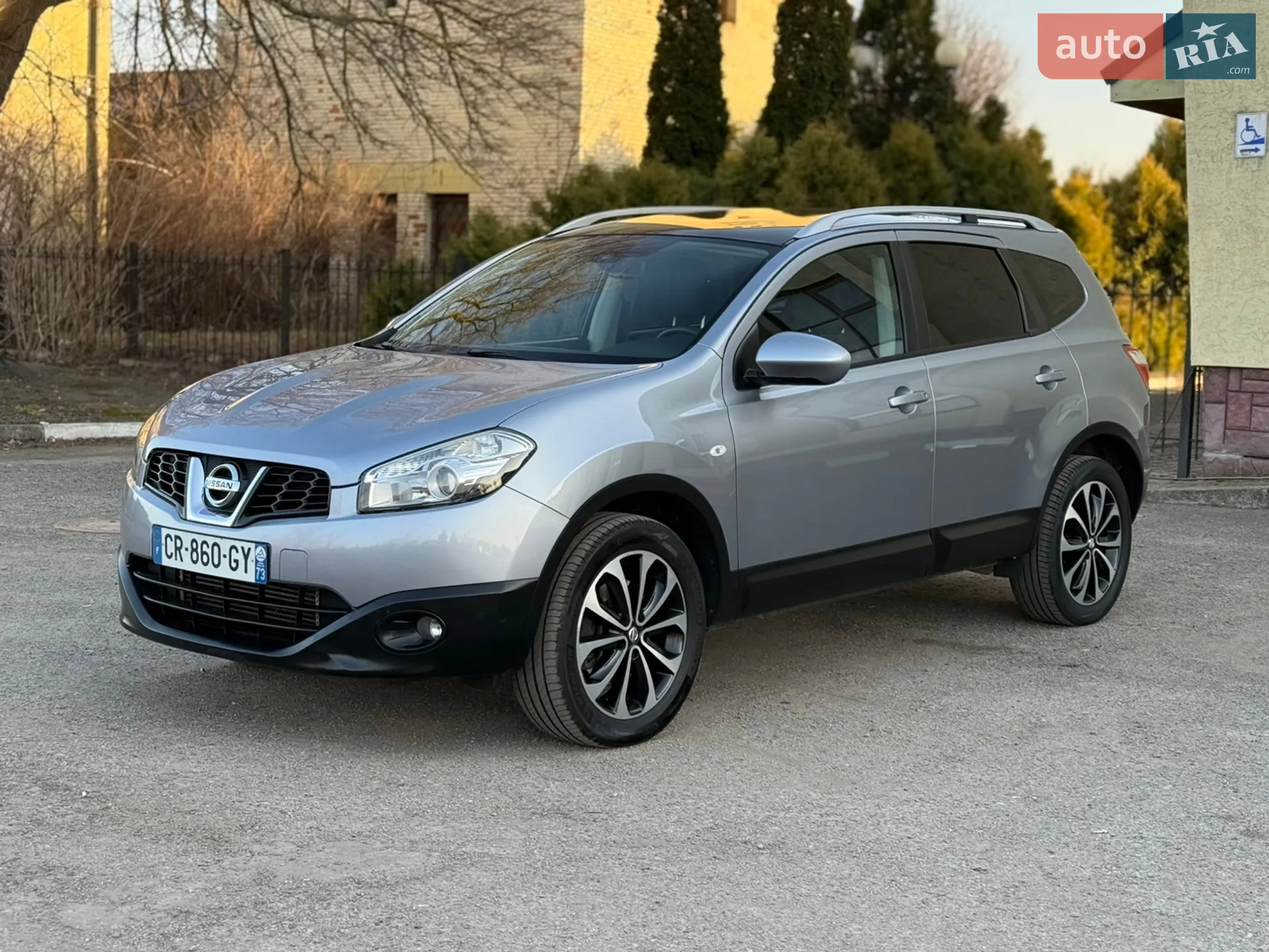 Nissan Qashqai+2 2012