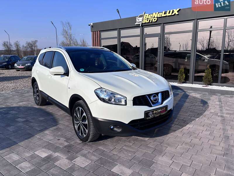 Nissan Qashqai+2 2012