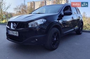 Позашляховик / Кросовер Nissan Qashqai+2 2012 в Тернополі