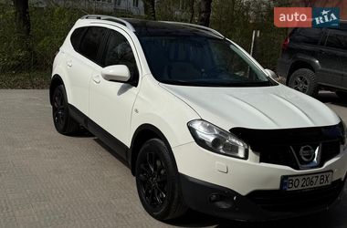 Позашляховик / Кросовер Nissan Qashqai+2 2010 в Козові