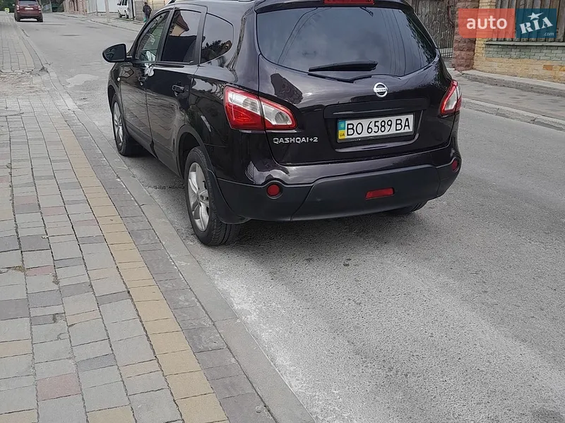 Nissan Qashqai+2