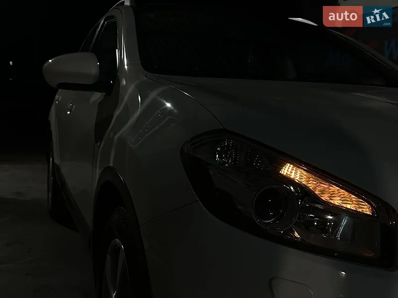 Nissan Qashqai+2