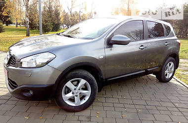 Внедорожник / Кроссовер Nissan Qashqai 2012 в Днепре