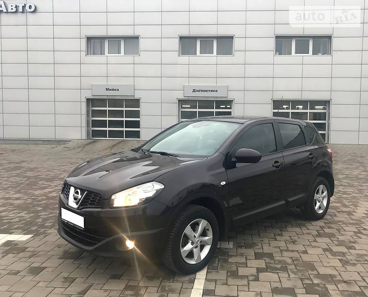 nissan qashqai 2012 год se