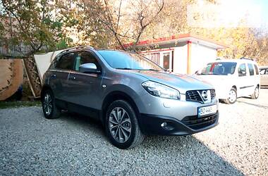 Внедорожник / Кроссовер Nissan Qashqai 2010 в Ивано-Франковске