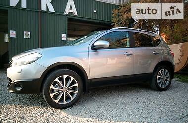 Внедорожник / Кроссовер Nissan Qashqai 2010 в Ивано-Франковске