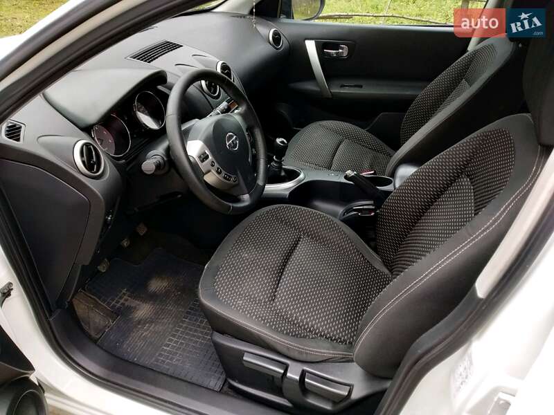 Внедорожник / Кроссовер Nissan Qashqai 2008 в Львове