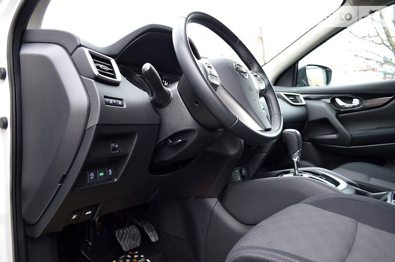 Позашляховик / Кросовер Nissan Qashqai 2016 в Одесі