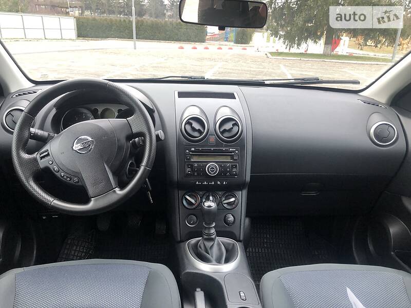 Позашляховик / Кросовер Nissan Qashqai 2008 в Луцьку