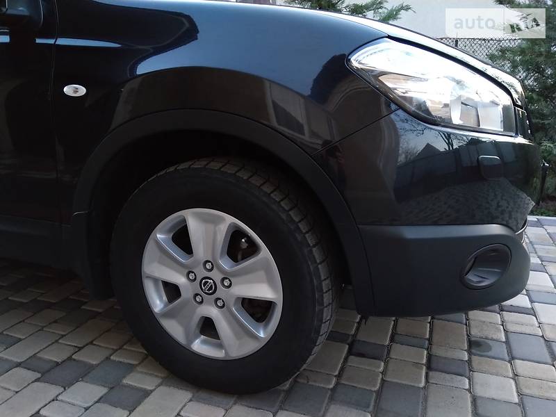 Позашляховик / Кросовер Nissan Qashqai 2011 в Одесі