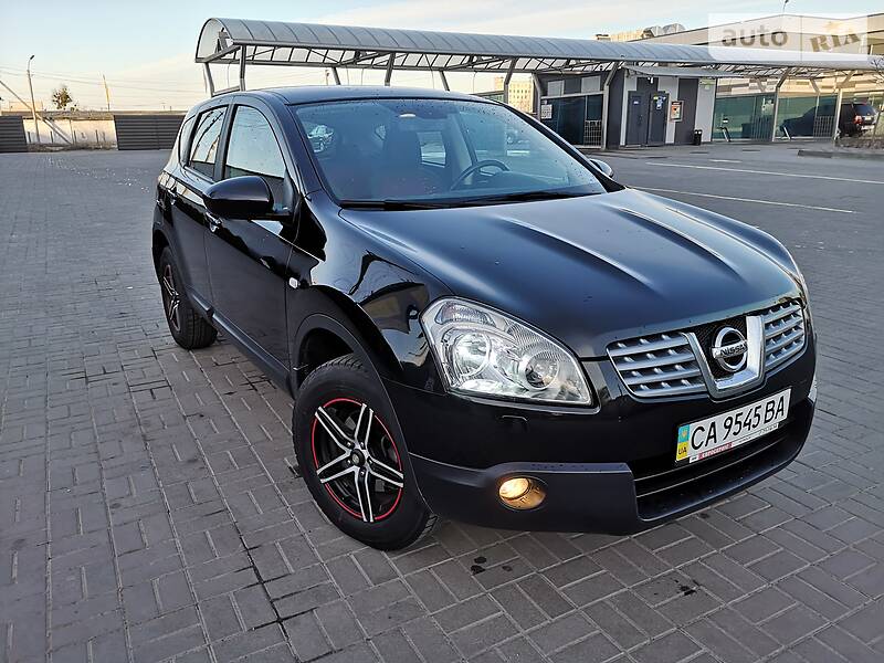 Позашляховик / Кросовер Nissan Qashqai 2009 в 