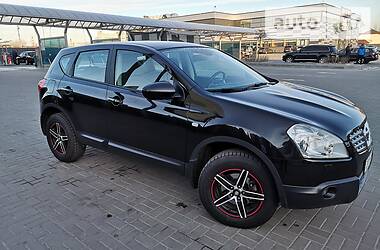 Позашляховик / Кросовер Nissan Qashqai 2009 в 