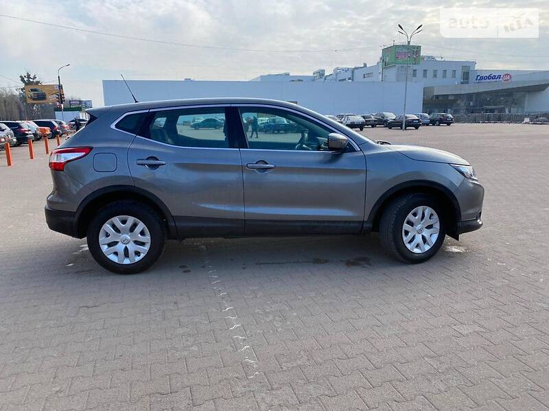 Позашляховик / Кросовер Nissan Qashqai 2015 в Житомирі фото 7 Позашляховик / Кросовер Nissan Qashqai 2015 в Житомирі