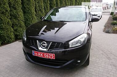 Позашляховик / Кросовер Nissan Qashqai 2011 в 