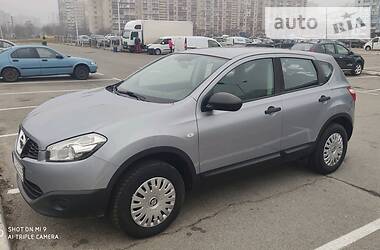 Позашляховик / Кросовер Nissan Qashqai 2011 в Києві