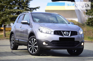 Позашляховик / Кросовер Nissan Qashqai 2010 в 