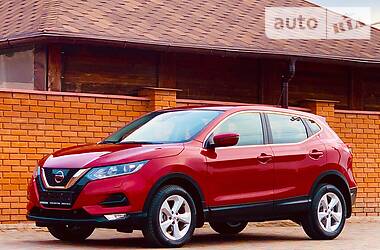 Позашляховик / Кросовер Nissan Qashqai 2018 в 