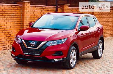 Позашляховик / Кросовер Nissan Qashqai 2018 в 
