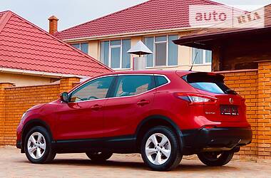 Позашляховик / Кросовер Nissan Qashqai 2018 в 