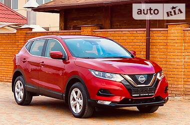 Позашляховик / Кросовер Nissan Qashqai 2018 в 