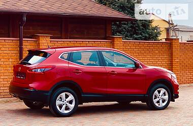 Позашляховик / Кросовер Nissan Qashqai 2018 в 