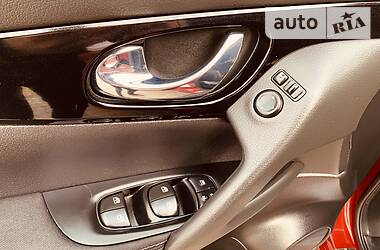 Позашляховик / Кросовер Nissan Qashqai 2018 в 